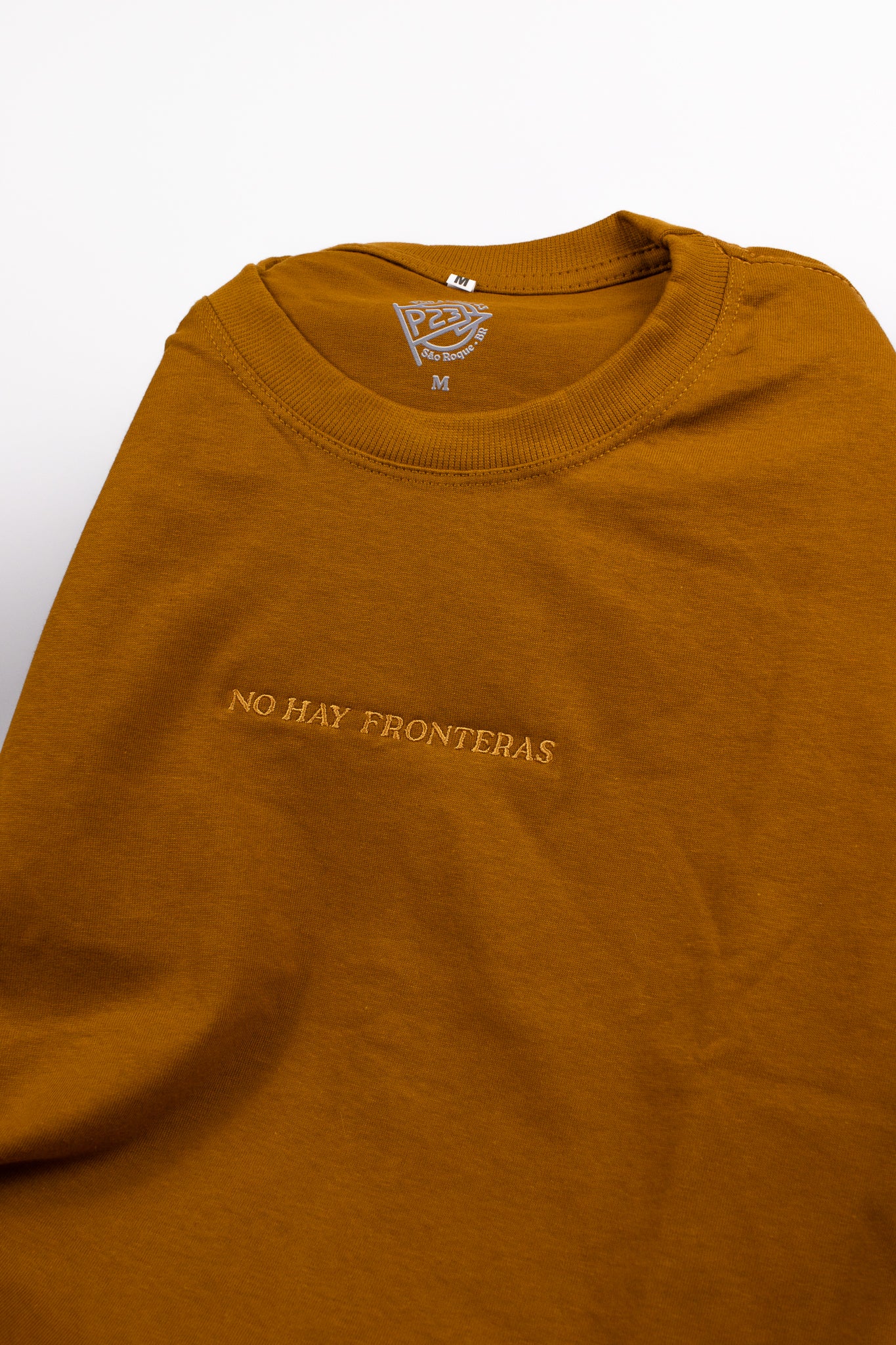 Camiseta Oversized Caramelo